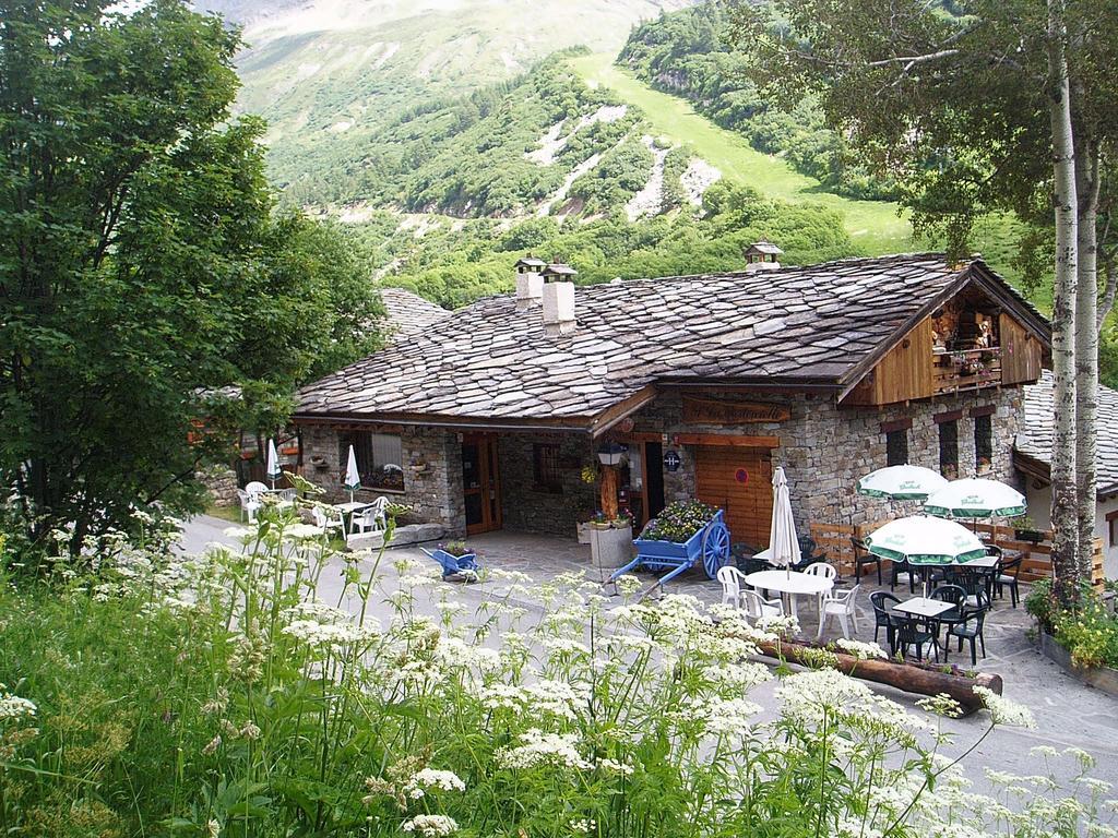 A La Pastourelle Hotel Бонвал-сюр-Арк Екстериор снимка
